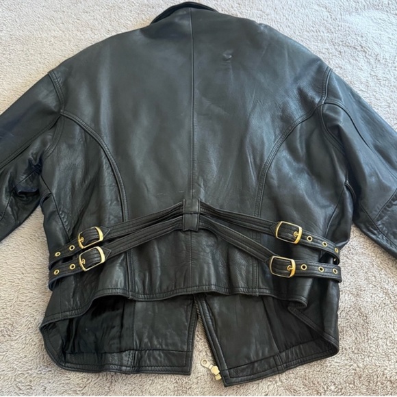 Vintage Siena Studio Women’s Black Genuine Leather Jacket with Gold Details - Picture 7 of 16